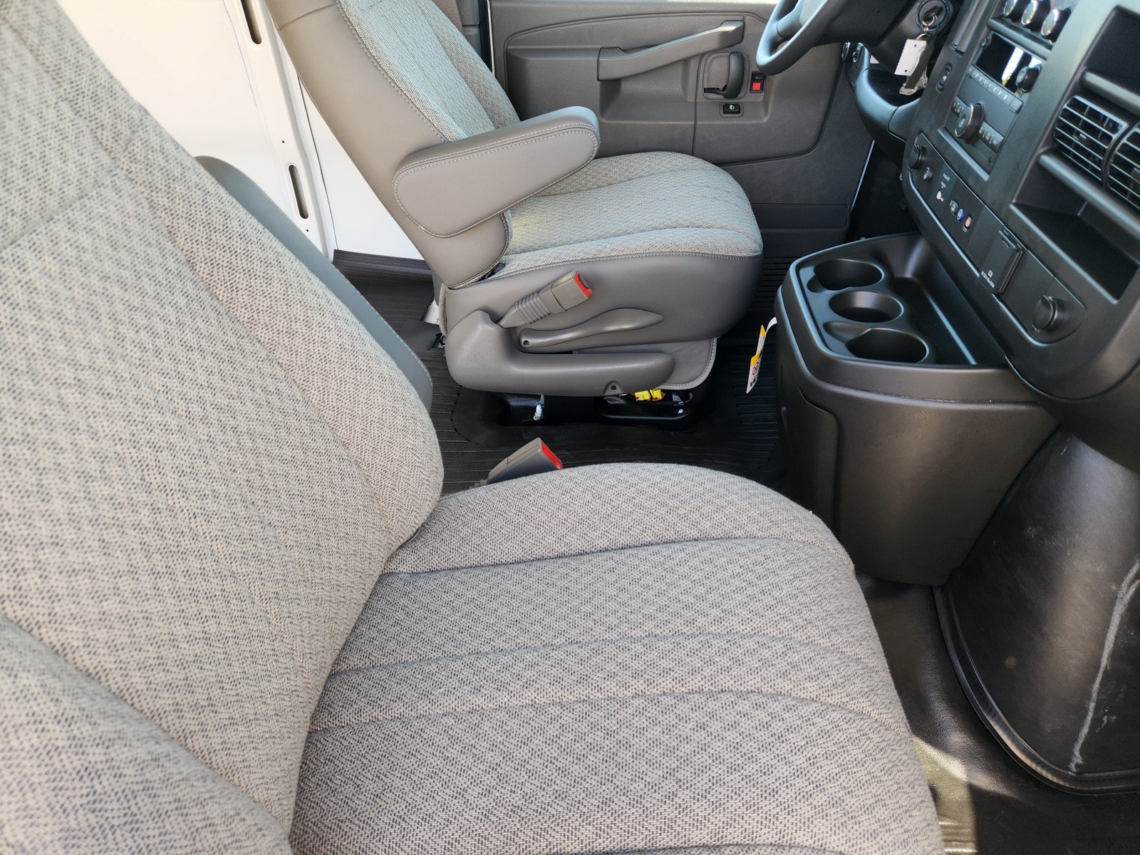 New 2025 Chevrolet Express 2500 w/ Driver Convenience Package RWD image 11