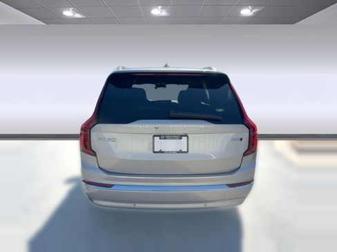 Certified 2025 Volvo XC90 B5 Plus image 10