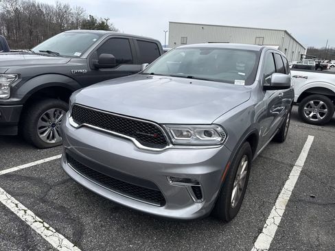 Used 2021 Dodge Durango SXT w/ Trailer Tow Group IV image 6
