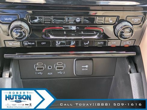 New 2025 Jeep Grand Cherokee Limited w/ MOPAR Finishing Package RWD image 23