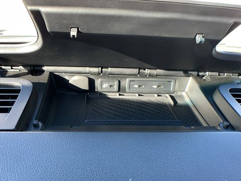 Used 2022 Mercedes-Benz Sprinter 2500 image 20