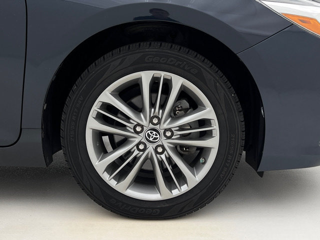 Used 2017 Toyota Camry SE FWD image 28