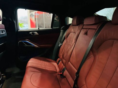 Used 2022 BMW X6 xDrive40i w/ M Sport Package image 19