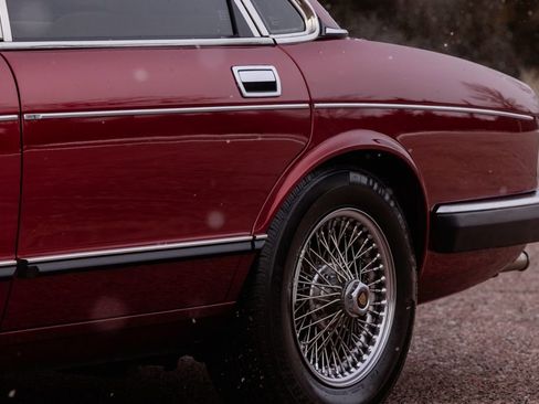 Used 1992 Jaguar XJ Vanden Plas image 49