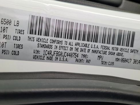 Used 2018 Jeep Grand Cherokee Limited image 49