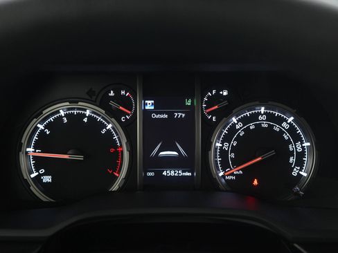 Used 2023 Toyota 4Runner TRD Sport w/ Technology Package AWD/4WD image 24