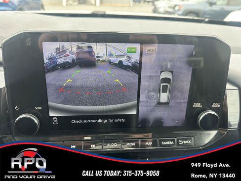 Used 2022 Nissan Pathfinder Platinum w/ Cargo Package AWD/4WD image 20