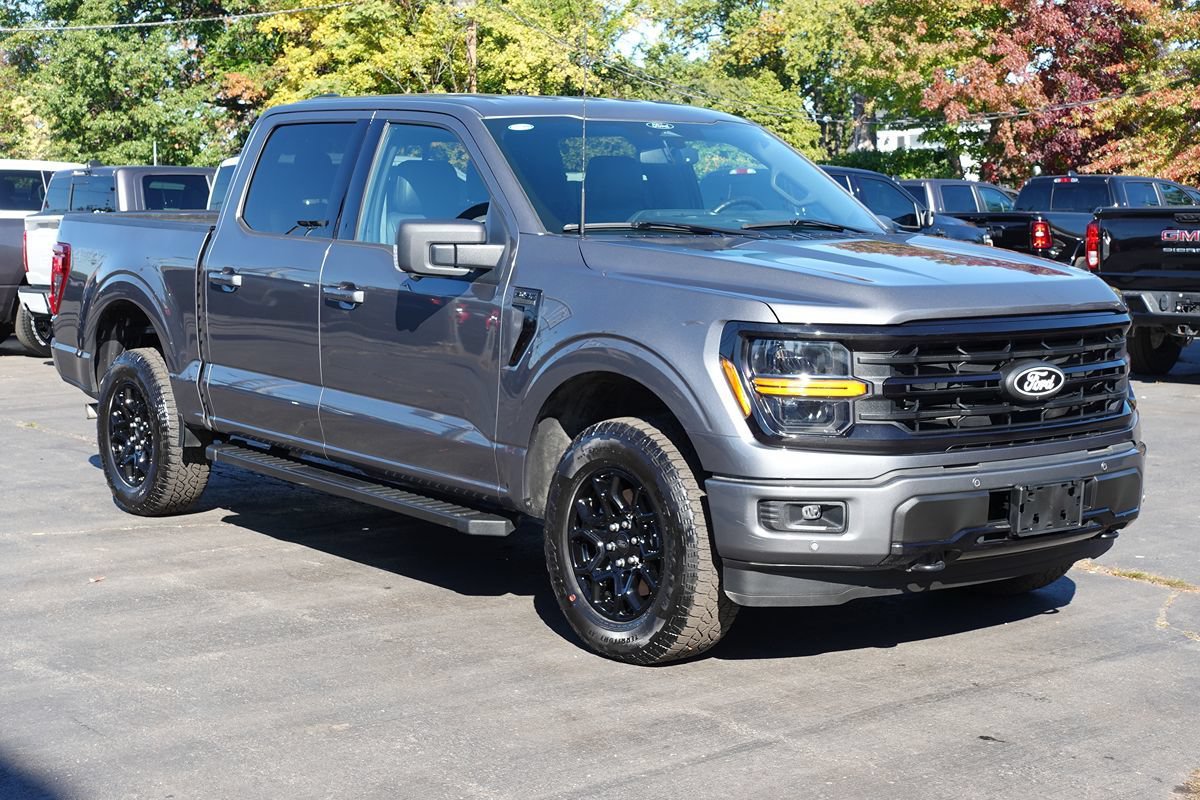 Used 2025 Ford F150 XLT w/ Equipment Group 302A MID AWD/4WD image 4