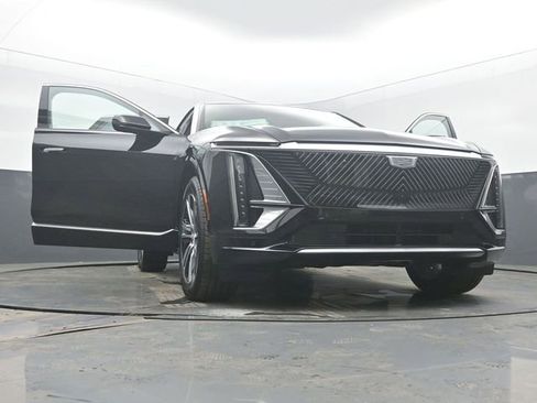 New 2026 Cadillac Lyriq Luxury image 56