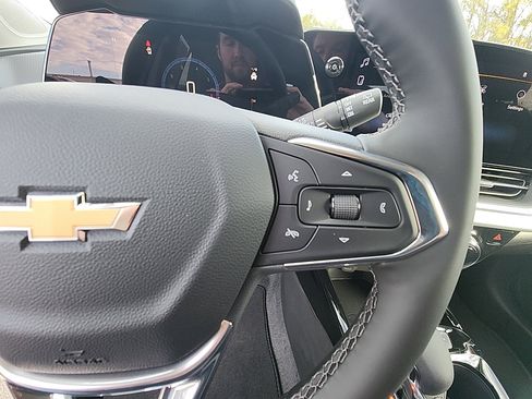 New 2026 Chevrolet Trax LT image 19