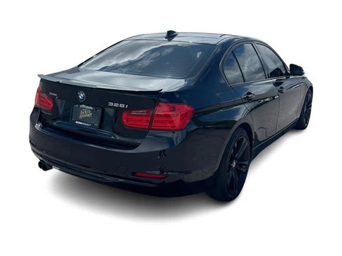 Used 2014 BMW 328i xDrive Sedan AWD/4WD image 6