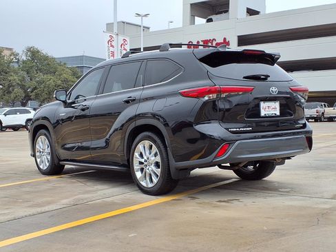 Used 2020 Toyota Highlander Limited image 7