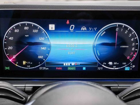 Used 2025 Mercedes-Benz GLE 450e 4MATIC image 24