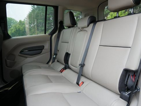 Certified 2017 Ford Transit Connect Titanium FWD image 14