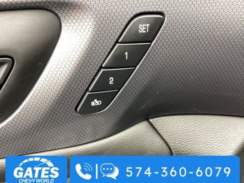 Used 2021 Chevrolet Traverse Premier w/ Redline Edition image 17