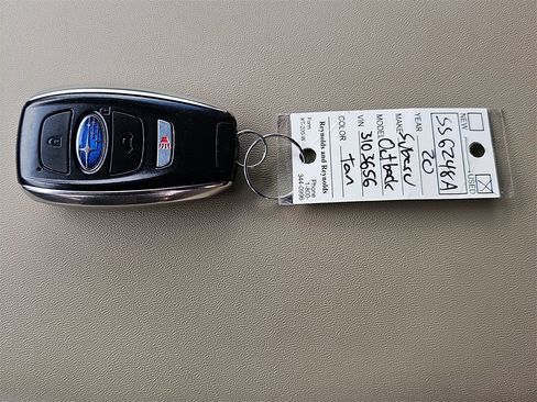 Used 2020 Subaru Outback Premium image 36