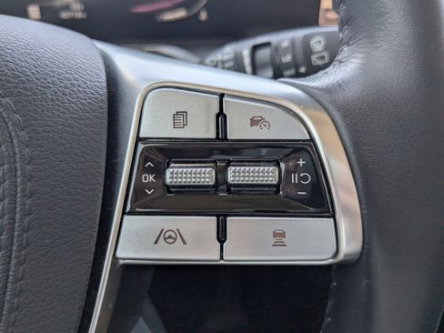 Certified 2024 Kia Telluride LX image 28