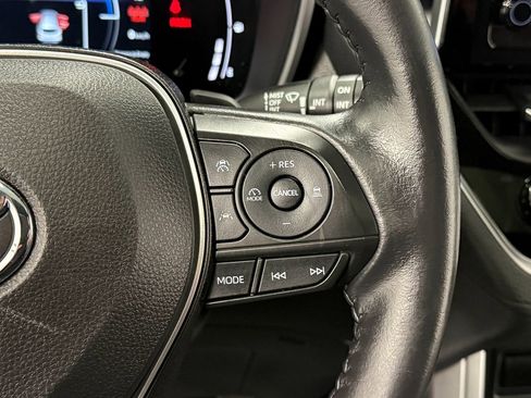 Used 2023 Toyota Corolla Cross XSE w/ Convenience Package image 18