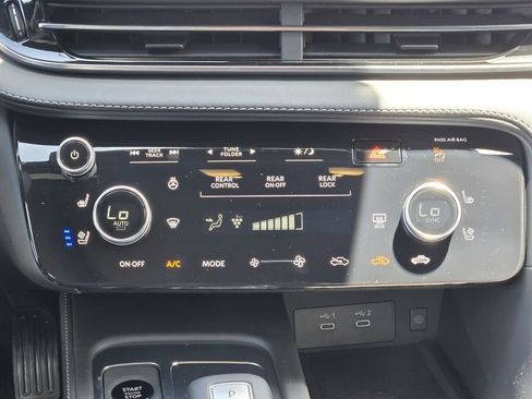 New 2026 INFINITI QX60 Autograph w/ Autograph Tech Package AWD/4WD image 18