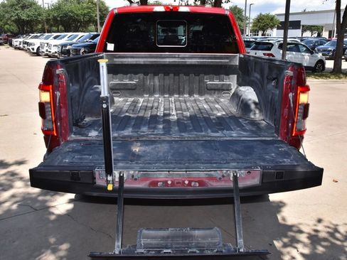 Used 2022 Ford F150 Platinum w/ Equipment Group 701A High AWD/4WD image 38
