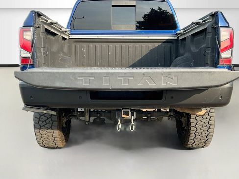 Used 2021 Nissan Titan PRO-4X w/ Pro-4x Convenience Package AWD/4WD image 28