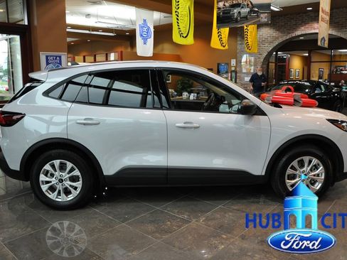 New 2026 Ford Escape Active FWD image 5