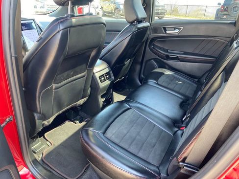 Used 2022 Ford Edge ST-Line image 22