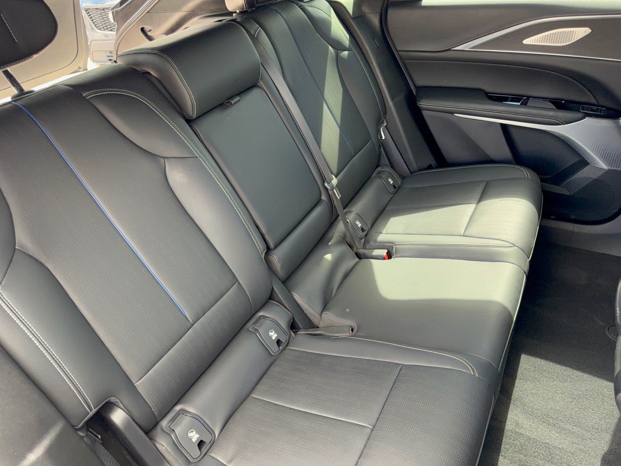 Used 2024 Cadillac Lyriq Sport RWD image 29