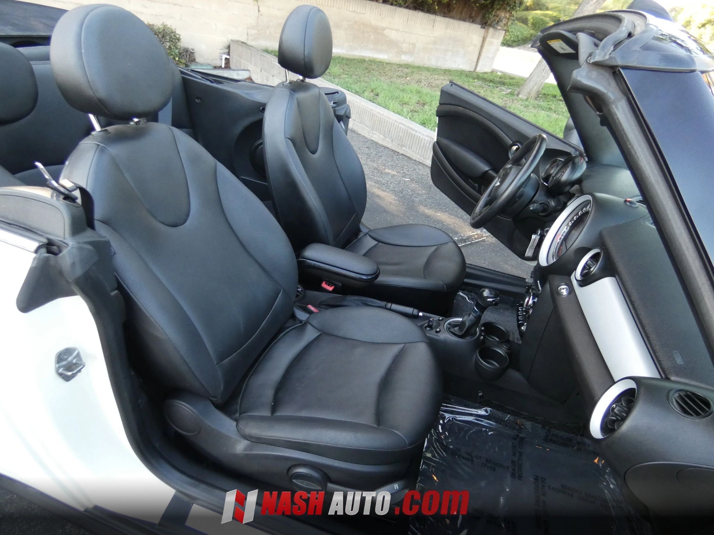 Used 2015 MINI Cooper Convertible FWD image 25