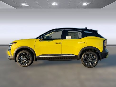 New 2026 Nissan Kicks SR FWD image 2