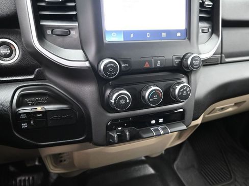 Used 2022 RAM 2500 Big Horn w/ Level A Equipment Group AWD/4WD image 18