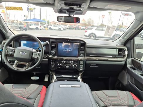 New 2025 Ford F250 Lariat w/ Lariat Ultimate Package AWD/4WD image 11