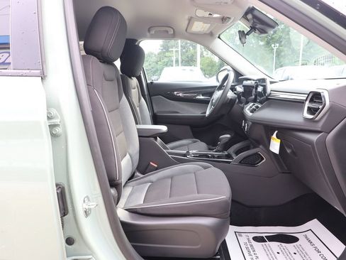 New 2026 Chevrolet TrailBlazer LS w/ LS Convenience Package AWD/4WD image 30