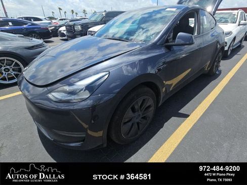 Used 2025 Tesla Model Y Long Range RWD image 1
