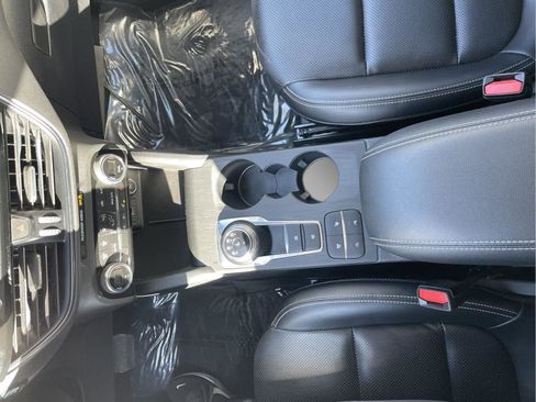 Used 2021 Ford Escape Titanium w/ Class II Trailer Tow Package image 20