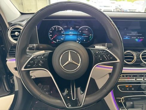Used 2022 Mercedes-Benz E 350 4MATIC Sedan w/ AMG Line Exterior image 39
