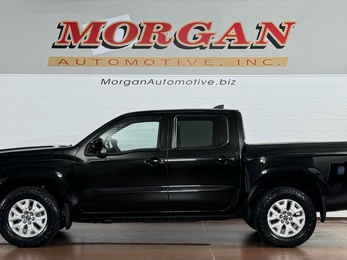 Used 2022 Nissan Frontier SV w/ Technology Package image 7