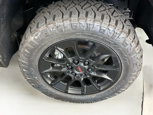 Used 2026 Toyota Tundra SR5 w/ SR5 Convenience Package AWD/4WD image 35