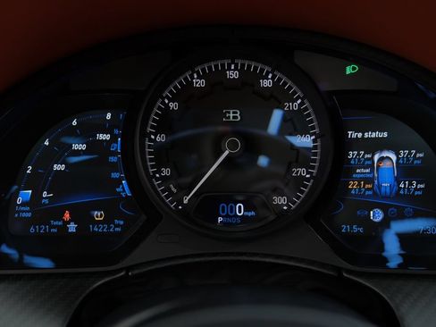 Used 2023 Bugatti Chiron Pur Sport AWD/4WD image 74