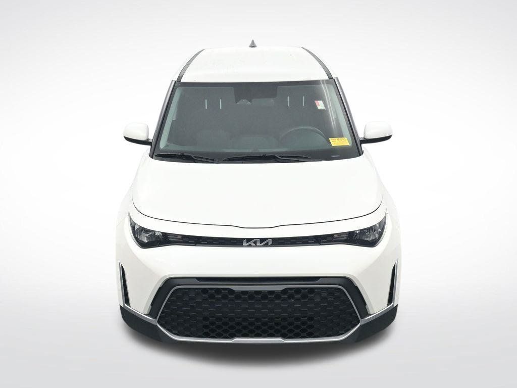 Used 2023 Kia Soul LX w/ Option Group 015 FWD image 22