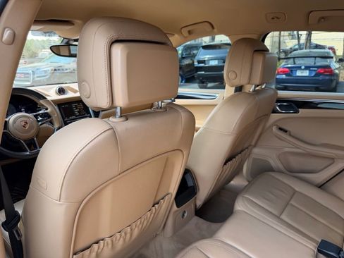 Used 2015 Porsche Macan S image 23