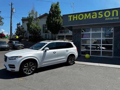 Used 2018 Volvo XC90 T6 Momentum w/ Convenience Package