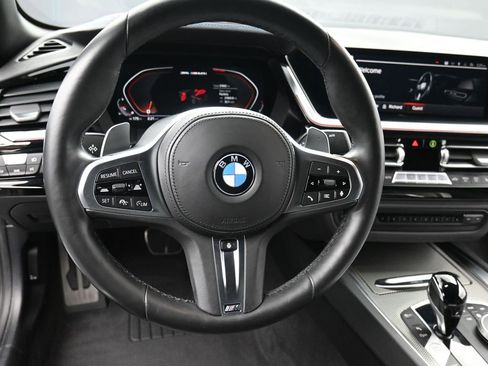 Used 2023 BMW Z4 M40i w/ Premium Package image 12