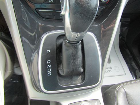 Used 2013 Ford Escape SEL FWD image 30