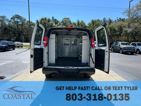 Used 2016 GMC Savana 2500 image 17