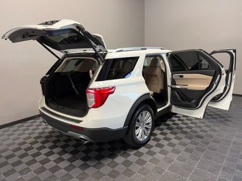 Used 2021 Ford Explorer Limited w/ Hybrid Equipment Group 310A AWD/4WD image 28