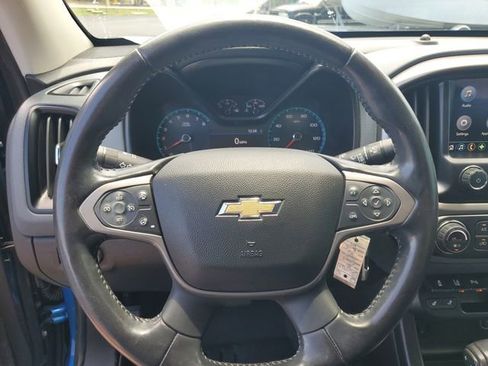 Used 2021 Chevrolet Colorado Z71 w/ Safety Package RWD image 26