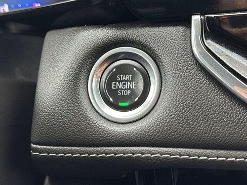 Used 2024 Chevrolet Colorado LT w/ LT Convenience Package AWD/4WD image 25