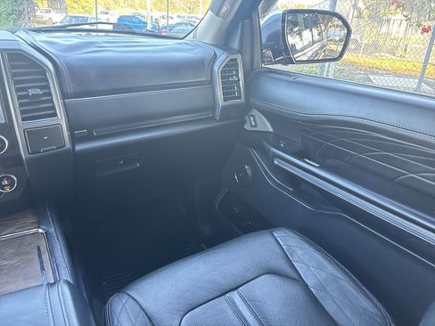 Certified 2020 Ford Expedition Max Platinum image 16