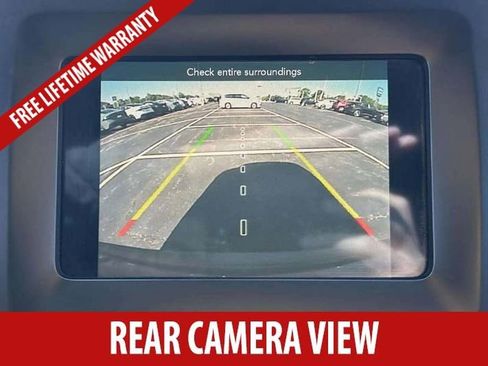 Used 2021 Jeep Cherokee Latitude Plus AWD/4WD image 9